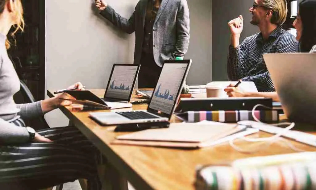 8 Steps To An Effective Social Media Marketing Strategy In 2024